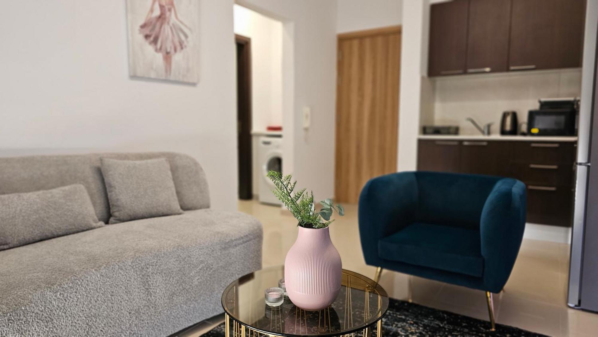 Stay Cosmo City Suites Nicosia Luaran gambar